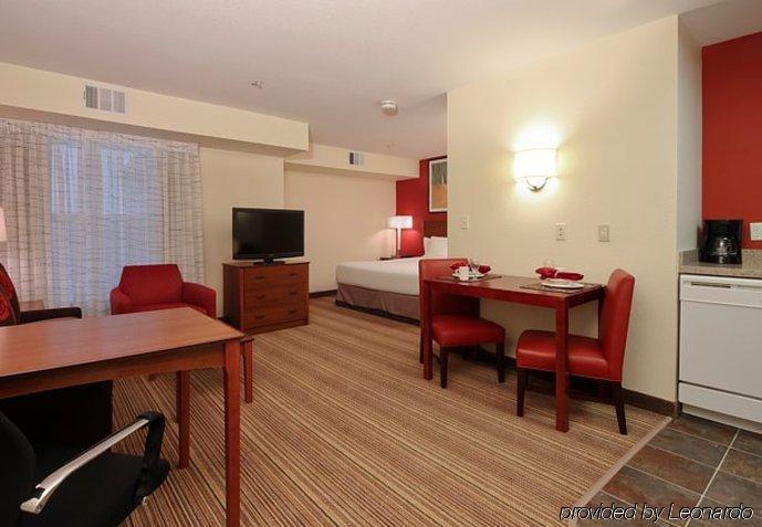 By Marriott Monterey 3*