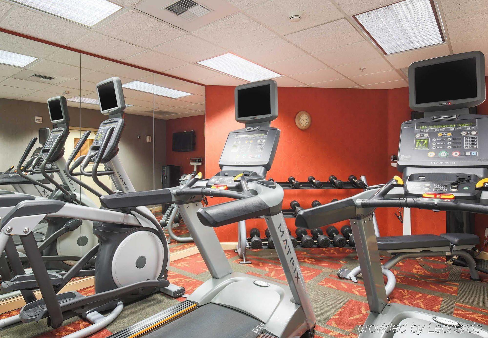 By Marriott Monterey Salinas